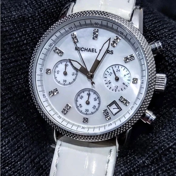 Michael Kors Jet Set Sports Mother of Pearl Dial Chrono Women's Watch EUC - Picture 3 of 10